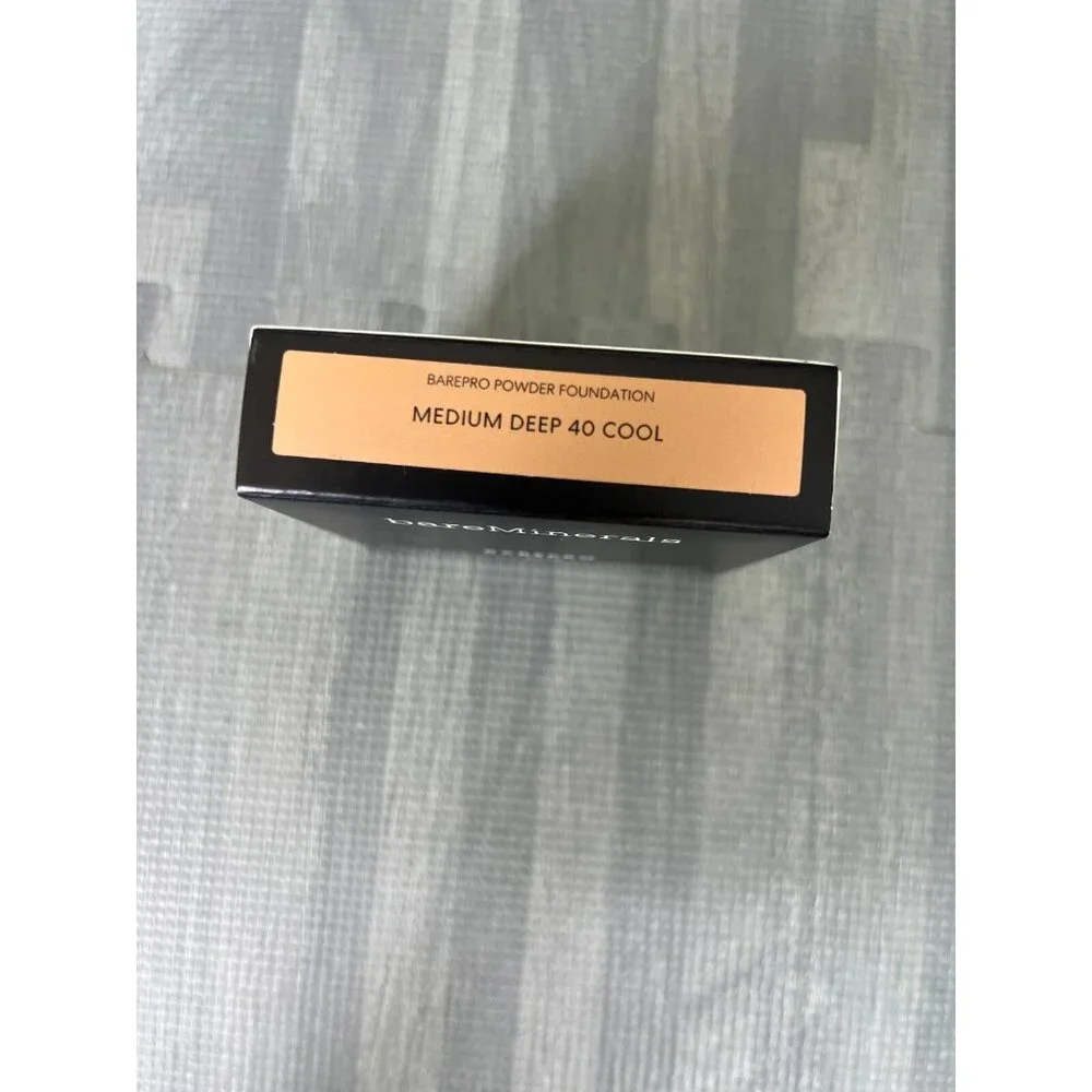 BareMinerals BarePro 16HR Vegan Powder Foundation – 8.5 g NIB (Multiple Shades)